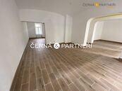 Pronájem zrekonstruovaného nebytového prostoru v Teplicích - Trnovanech., cena 10000 CZK / objekt / měsíc, nabízí 