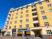 Prodej družstevního bytu 1+1 / 2+kk (52 m²) s balkónem Teplice, ul. U Zámku, cena 2350000 CZK / objekt, nabízí Anna Černá Reality