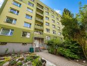 Prodej světlého a prostorného bytu 3+1 s lodžií a klimatizací Chlumec, ul. Ladova, cena 3390000 CZK / objekt, nabízí 