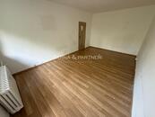 Pronájem bytu 2+1 v Chomutově, ulice Holešická 4740, cena 8000 CZK / objekt / měsíc, nabízí 