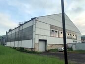 Výrobní a skladovací hala o celkové ploše 2.700 m2, cena cena v RK, nabízí 