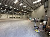 Průmyslový areál - haly 5.050 m2, pozemky 13.536 m2, cena 45000000 CZK / objekt, nabízí 