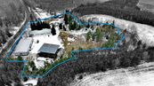 Výrobní areál s jeřáby, pozemky celkem 18.209 m2 11 km od D5, cena 26000000 CZK / objekt, nabízí GENERA s. r. o.