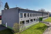 Pronájem klimatizovaných kanceláří (až 202 m2) s vlastním parkováním, cena 110 CZK / m2 / měsíc, nabízí GENERA s. r. o.