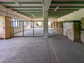 Pronájem suchého skladového prostoru o ploše 490 m2, cena 50 CZK / m2 / měsíc, nabízí GENERA s. r. o.