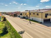 Prodej bytu 3+kk se zahradou, parkovacím stáním a sklepem Domašov u Brna, cena 7900000 CZK / objekt, nabízí 