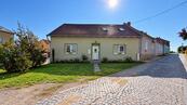 Prodej rodinného domu 3+1 se zahradou a terasou Rosice, ulice Úvoz, cena 8490000 CZK / objekt, nabízí 