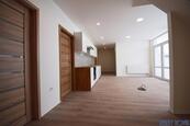 Podkrovní byt s terasou, 4+kk, 116 m2, Teplice, ul. Českobratrská, cena 22000 CZK / objekt / měsíc, nabízí Reality Novák