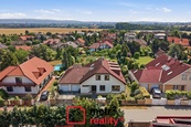 Nadstandardní RD 8+1 s dvojgaráží a bazénem / Olomouc - Křelov, cena 25000000 CZK / objekt, nabízí Metr2 reality s.r.o.