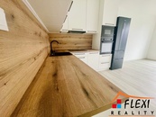 Pronájem bytu 1+kk, 32 m2 vč. parkování - Ostrava - Slezská Ostrava, cena 12900 CZK / objekt / měsíc, nabízí 