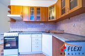 Pronájem bytu 2+1 v osobním vlastnictví, 50 m2, ul.Kosmonautů, Karviná - Ráj, cena 10300 CZK / objekt / měsíc, nabízí 