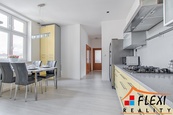Pronájem moderního bytu s nadstandardní lodžií v centru Ostravy, OV, 4+1, 122m2, Moravská Ostrava, ul. Českobratrská, cena 23550 CZK / objekt / měsíc, nabízí 