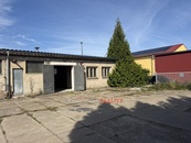 Pronájem skladu 124 m2 s pozemkem 741 m2, Znojmo - Oblekovice, cena 13000 CZK / objekt / měsíc, nabízí 
