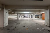 Pronájem komerčního skladového prostoru v Dolním Bousově, 700 m2, moderní vybavení, přístupný ihned, cena 45 CZK / m2 / měsíc, nabízí CENTURY 21 Stereo Reality