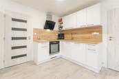 Byt 4+kk se zahradou, parkovacím stáním a 2 sklepy, Tuhaň okr. Mělník, cena 5940000 CZK / objekt, nabízí 