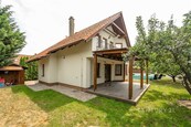 MODERNÍ RODINNÝ DŮM S BAZÉNEM - DOBROČOVICE, cena 16990000 CZK / objekt, nabízí CENTURY 21 Stereo Reality