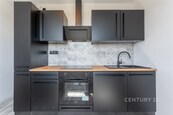 Moderní byt s krásným výhledem po kompletní rekonstrukci, cena 2390000 CZK / objekt, nabízí 