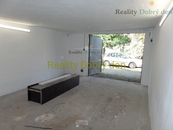 Pronájem, Garáž, garážové stání, Opava, cena 3500 CZK / objekt / měsíc, nabízí Reality dobrý den