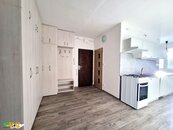 Podnájem prostorného bytu 2+1 s balkonem, České Budějovice, Puklicova