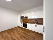 Pronájem bytu 2+kk s balkonem, lokalita České Budějovice, K. Chocholy, cena 13000 CZK / objekt / měsíc, nabízí 