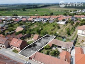 PRODEJ POZEMEKU 1010 m2 V SRDCI BLUČINY - VAŠE BUDOUCÍ DOMOVSKÁ ADRESA