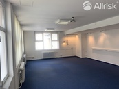 PRONÁJEM NEBYTOVÝ OBCHODNÍ PROSTOR 67 m2 - PRAHA 4 V BLÍZKOSTI METRA - OPATOV, cena 25000 CZK / objekt / měsíc, nabízí 