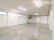 PRONÁJEM VYTÁPĚNÉHO SKLADU 276 m2
