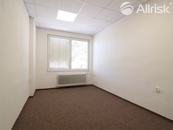 PRONÁJEM KANCELÁŘÍ 17 m2 V ŠIRŠÍM CENTRU, cena 1440 CZK / m2 / rok, nabízí Allrisk reality & finance s.r.o.