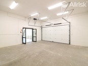 PRONÁJEM VYTÁPĚNÝCH NEBYTOVÝCH PROSTOR 156 m2
