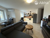 Prodej bytu 2+kk, 57 m2, ul. Na Vyhlídce, Frýdek - Místek, cena 5665000 CZK / objekt, nabízí Allrisk reality & finance s.r.o.