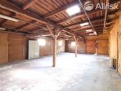 PRONÁJEM SKLADU 200 m2 BEZ ZÁZEMÍ S OPLOCENOU PLOCHOU 200 m2