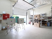 PRONÁJEM KOMERČNÍHO OBJEKTU 275 m2 S VOLNOU PLOCHOU 322 m2