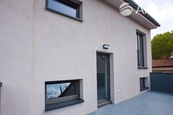 PRODEJ ZREKONSTRUOVANÉHO BYTU 2+1 68 m2+ TERASA 26 m2+GARÁŽ 21 m2, BRNO-CHRLICE, cena 7999000 CZK / objekt, nabízí 