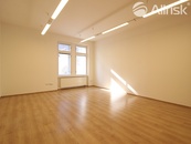 PRONÁJEM SOUBORU KANCELÁŘÍ 87 m2, BRNO - STŘED, cena 34500 CZK / objekt / měsíc, nabízí Allrisk reality & finance s.r.o.