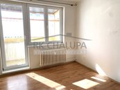 Prodej bytu v OV, 2+kk, ul. Lipová, 6. patro, balkon, Český Krumlov, 50 m2, cena 3595000 CZK / objekt, nabízí 