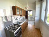 Pronájem bytu 3+1 v ulici Kubatova, České Budějovice, 8. patro, 2x výtah, sklep, komora, 58 m2, cena 12500 CZK / objekt / měsíc, nabízí RK CHALUPA s.r.o.