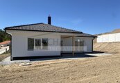 Prodej novostavby nízkoenergetického domu L, 4+1, obec Hosín u Českých Budějovic, 754 m2, cena 12845000 CZK / objekt, nabízí RK CHALUPA s.r.o.