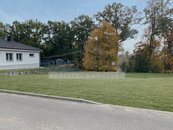 Prodej pozemku k výstavbě RD, o celkové výměře 1.516 m2, obec Hosín, lokalita Příkřice, sítě kompletní, cena 3951 CZK / m2, nabízí 