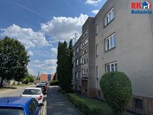Pronájem, byt 3+1, Dobrovice, ul. Družstevní, cena 23000 CZK / objekt / měsíc, nabízí