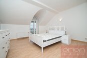 Pronájem mezonetového bytu s terasou: Praha 2 - Vinohrady, Italská, cena 65000 CZK / objekt / měsíc, nabízí 