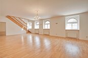 Pronájem mezonetového bytu s terasou: Praha 2 - Vinohrady, Italská, cena 65000 CZK / objekt / měsíc, nabízí ORION Realit s.r.o.
