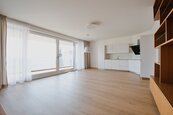 Pronájem bytu 3+kk s terasou, 2 parkovacími stáními, Praha 5 - Smíchov, Pod Děvínem, Villa City View, cena 45000 CZK / objekt / měsíc, nabízí 
