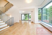 Pronájem rodinného domu se zahradou a bazénem: Praha 6 - Nebušice, K Vinicím, cena 115000 CZK / objekt / měsíc, nabízí ORION Realit s.r.o.