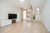 Pronájem moderního bytu s balkonem a garážovým stáním: Praha 5 - Smíchov, Pod Kavalírkou, cena 45000 CZK / objekt / měsíc, nabízí 