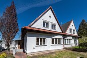 Pronájem rodinného domu se zahradou: Praha 6 - Břevnov, Pětipeského REZERVACE, cena 60000 CZK / objekt / měsíc, nabízí 