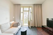 Pronájem zařízeného klimatizovaného bytu s balkonem: Praha 2 - Vinohrady, Laubova, cena 2645 EUR / objekt / měsíc, nabízí ORION Realit s.r.o.