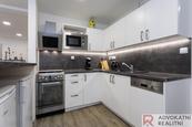 Exkluzivně Vám nabízíme prodej bytu 3+kk + 2x parkovací místo a zahrada v obci Těptín. , cena 7650000 CZK / objekt, nabízí A. Realitní s.r.o.