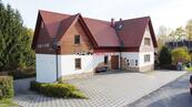 Krásný penzion, obec Jeseník, 9 bytů s užitnou plochou 750 m2 a pozemkem 1.414 m2, cena 16580800 CZK / objekt, nabízí OPENREALITY, realitní kancelář, s.r.o.