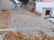 Pronájem, garáž 18 m2, Znojemská, Pohořelice, cena 2500 CZK / objekt / měsíc, nabízí 