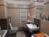 Pronájem bytu v 2+kk s terasou, cena 19000 CZK / objekt / měsíc, nabízí 